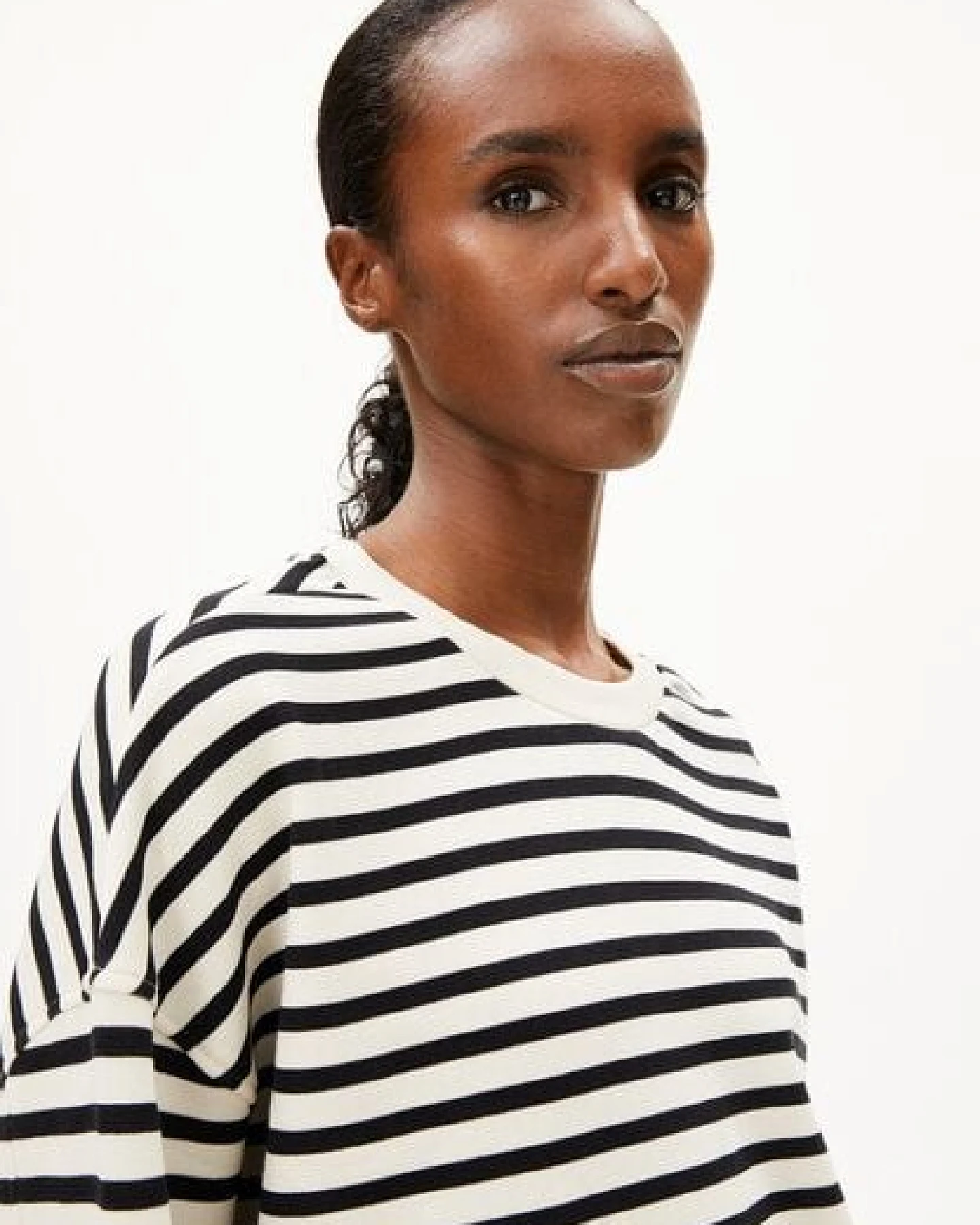ARMEDANGELS FRANKAA MAARLEN STRIPE Damen Sweatshirt aus Bio-Baumwolle – Ansicht 3