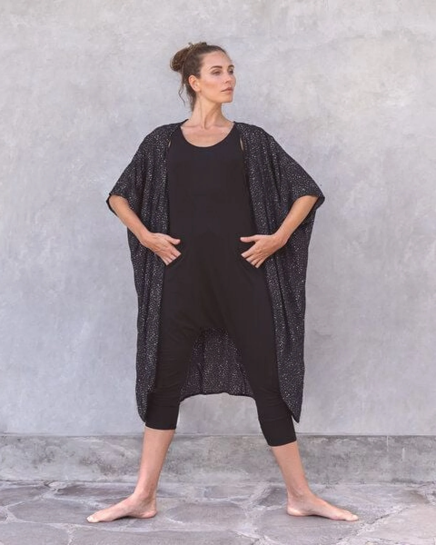 Jaya TORI - Damen - lockerer Jumpsuit für Yoga und Freizeit aus Tencel-Biobaumwoll-Mix – Ansicht 2