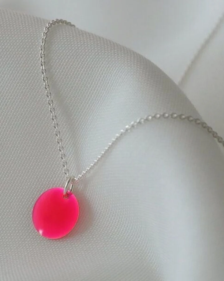 Neon Pink