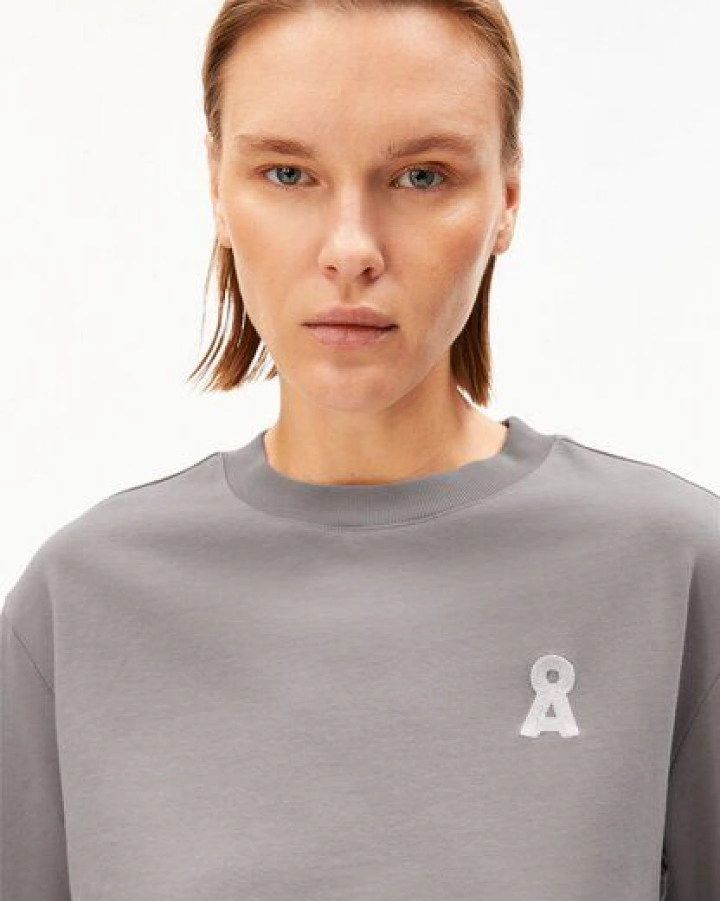 ARMEDANGELS ICONIC Å TARJAA Damen Heavyweight T-Shirt aus recyceltem Baumwoll Mix – Ansicht 3