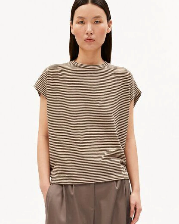 Sand Stone-Dried Palm