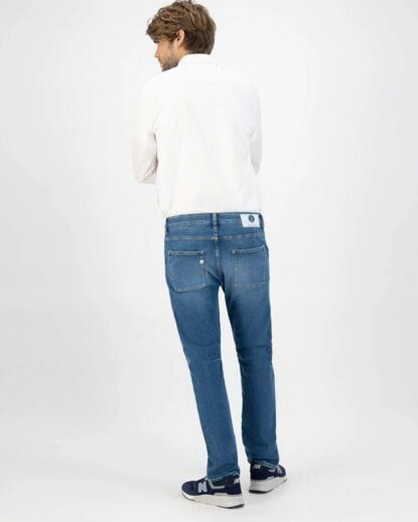MUD Jeans Herren Chino "Block Chino - Stone Blue" – Ansicht 4