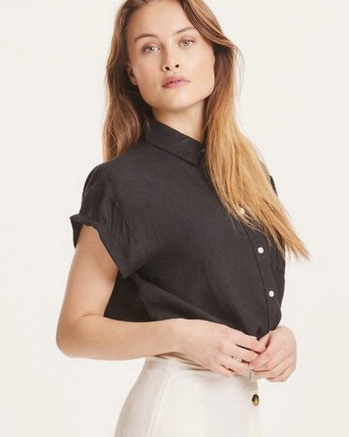 KnowledgeCotton Apparel Bluse ASTER aus Leinen – Ansicht 2