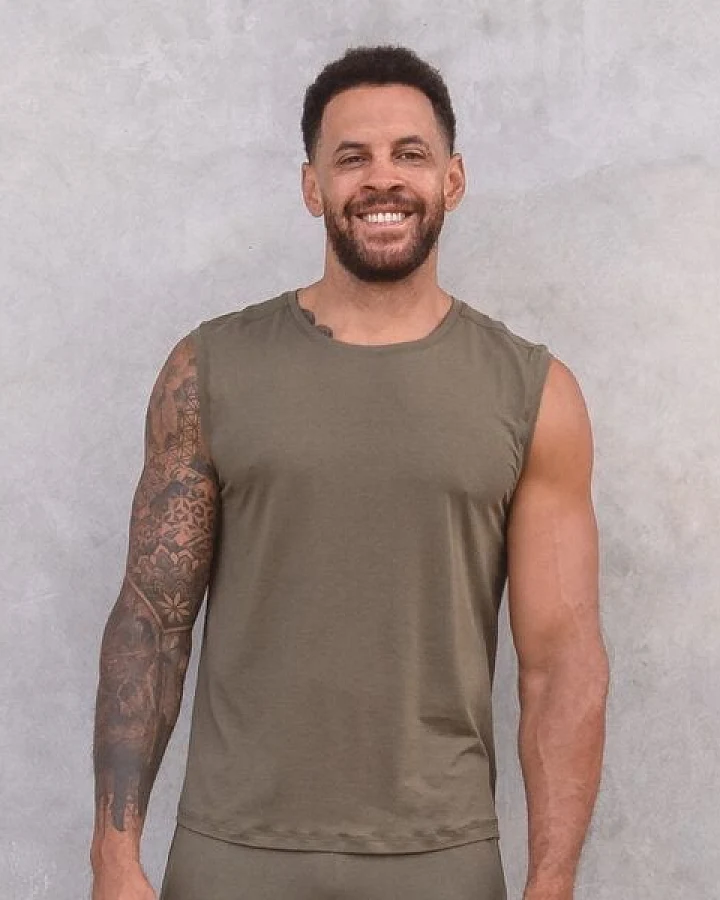 Produktseite: Jaya TOMMY - Herren - Atmungsaktives Tank Top aus softer, elastischer Tencel-Biobaumwoll-Mix, Yoga, Workout and andere Bewegungskünste