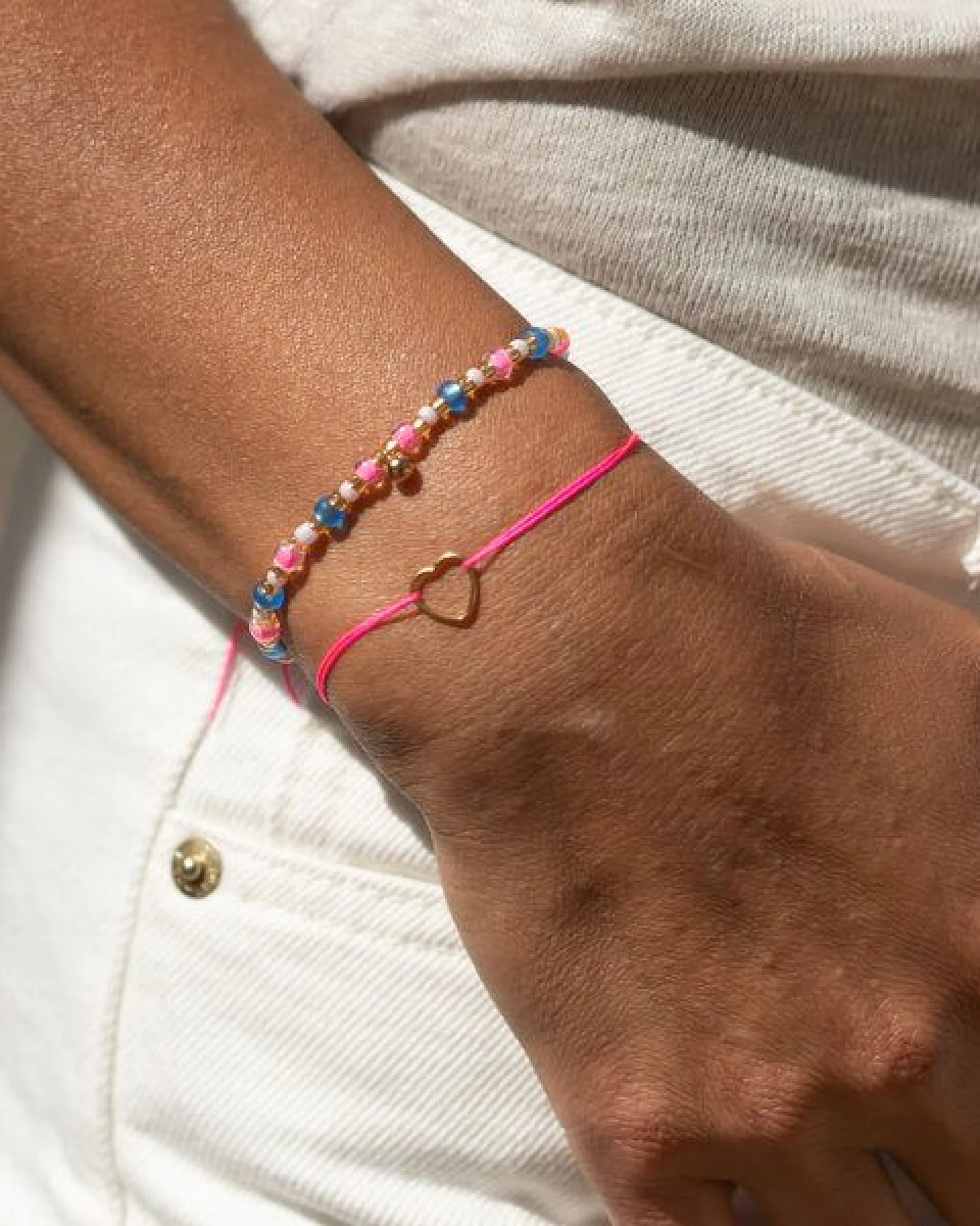 juni Sommer Armbänder Set "Azzurro" - Herz Stoffarmbändchen in blau oder pink mit Perlenarmband – Ansicht 2