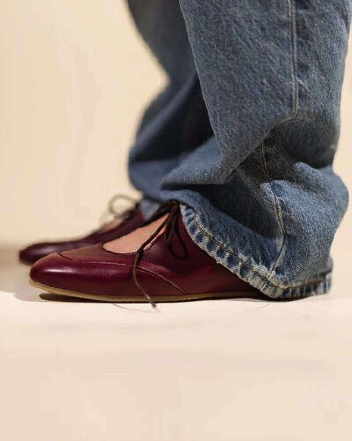 AGAZI LOUISE (smooth burgundy) – vegan ballerina flats made from plant-based leather – Ansicht 2