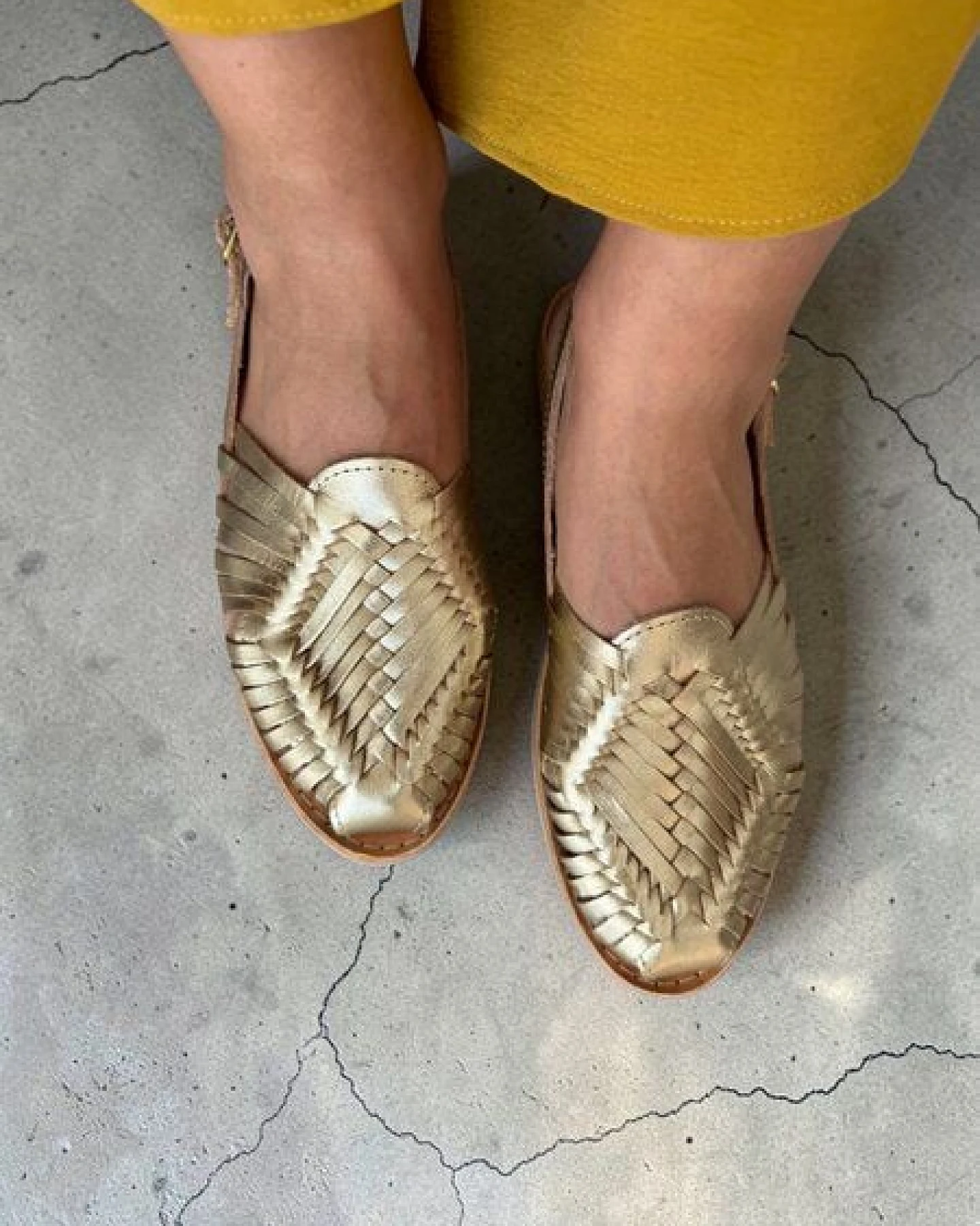 Salt and Sohle Leder Huarache Sandalen für Damen – Ansicht 4