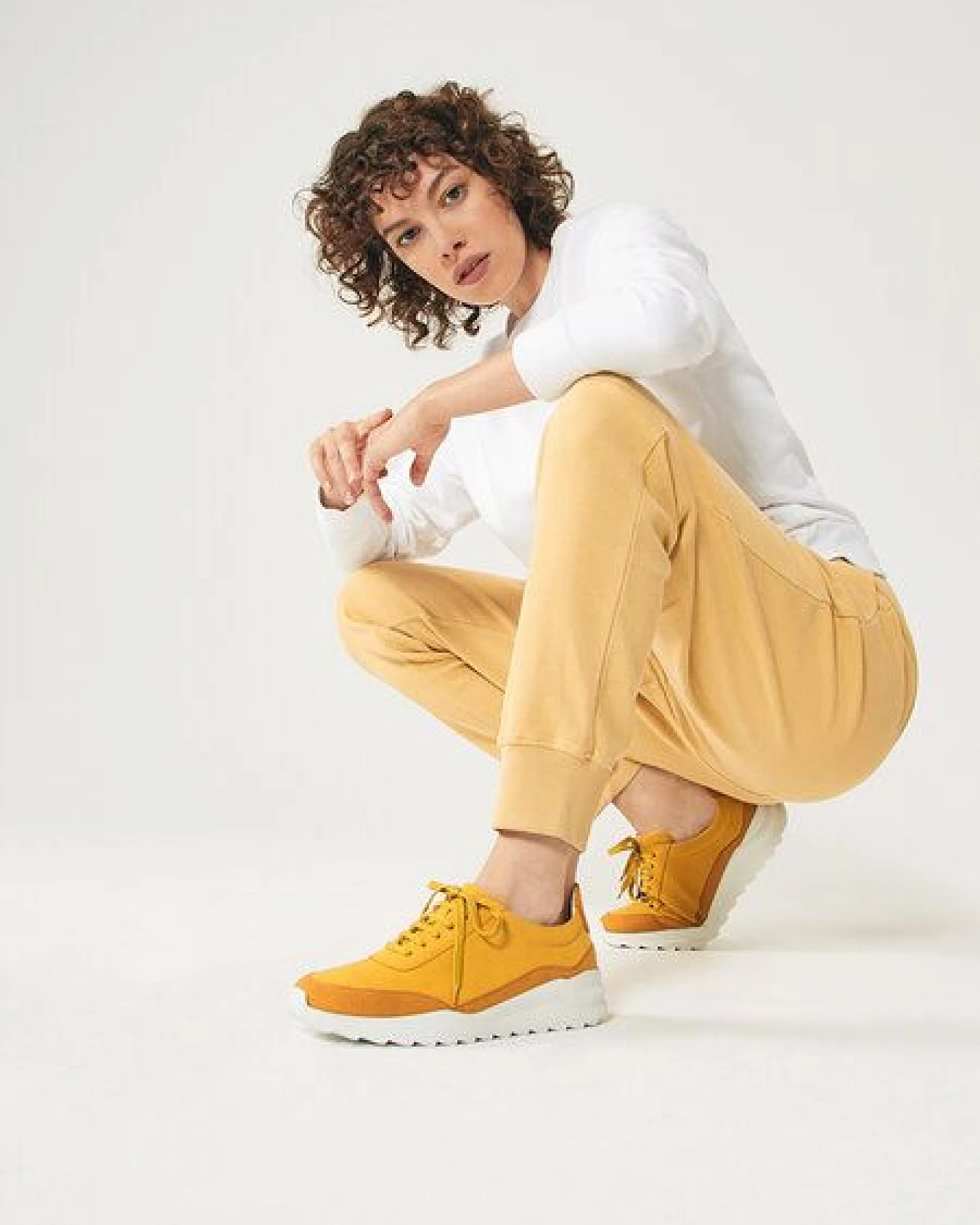NINE TO FIVE #florida - veganer Runner, minimalistischer Damen Sneaker – Ansicht 3