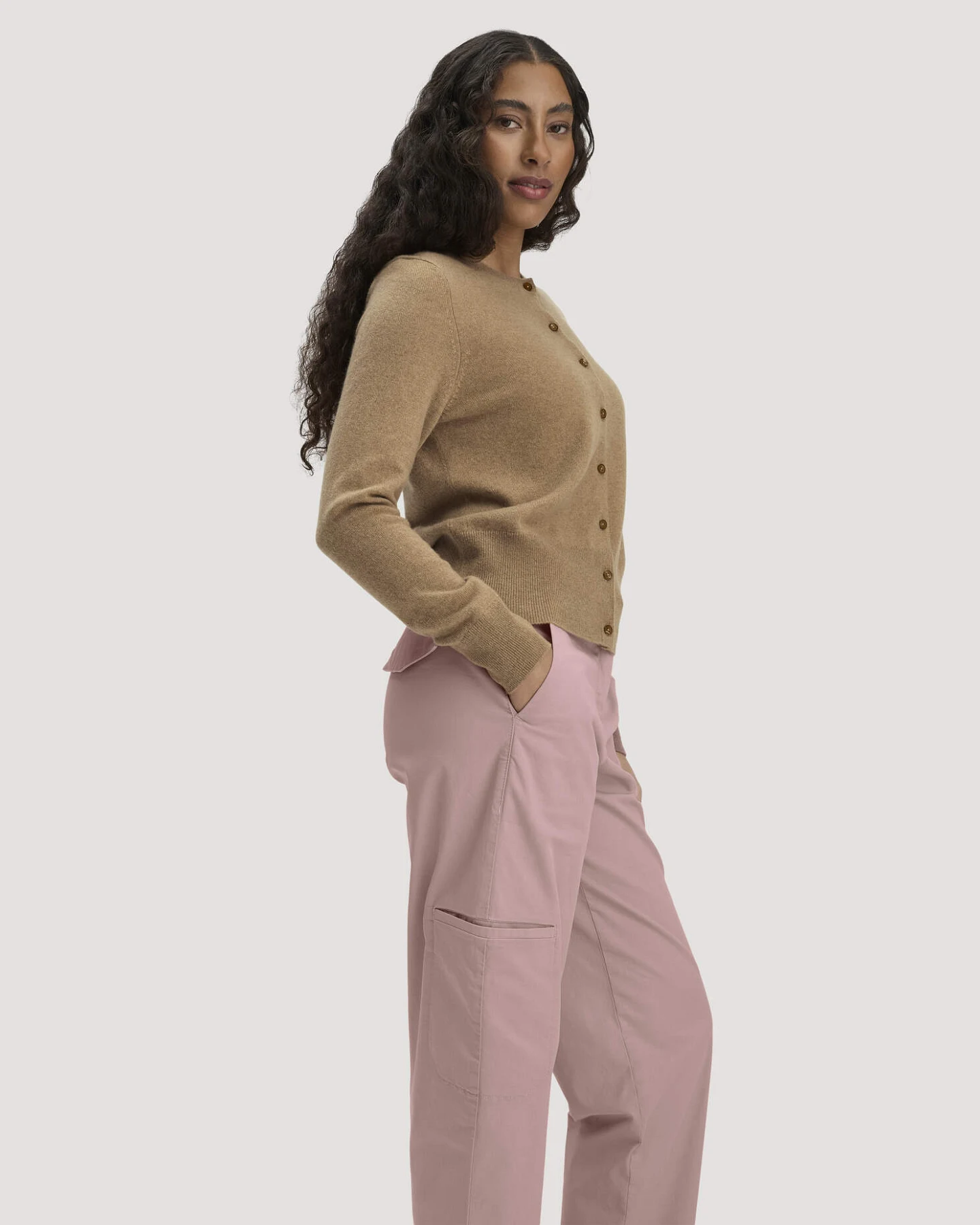 hessnatur Damen Hose Soft Utility Cargo Relaxed aus Bio-Baumwolle - rosa - Größe 34 – Ansicht 4