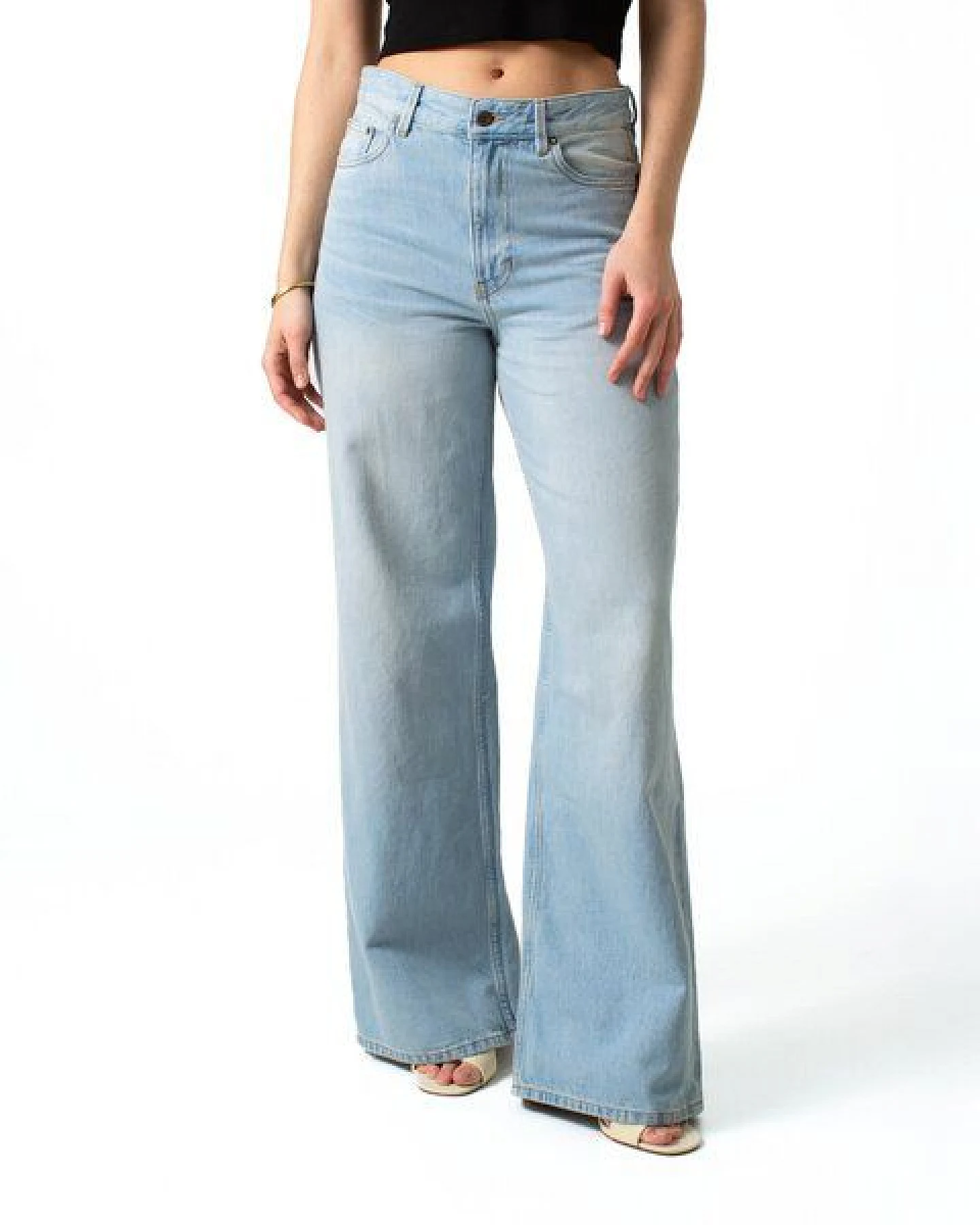 Kuyichi HARPER Loose Flare Jeans (light blue) – Ansicht 2