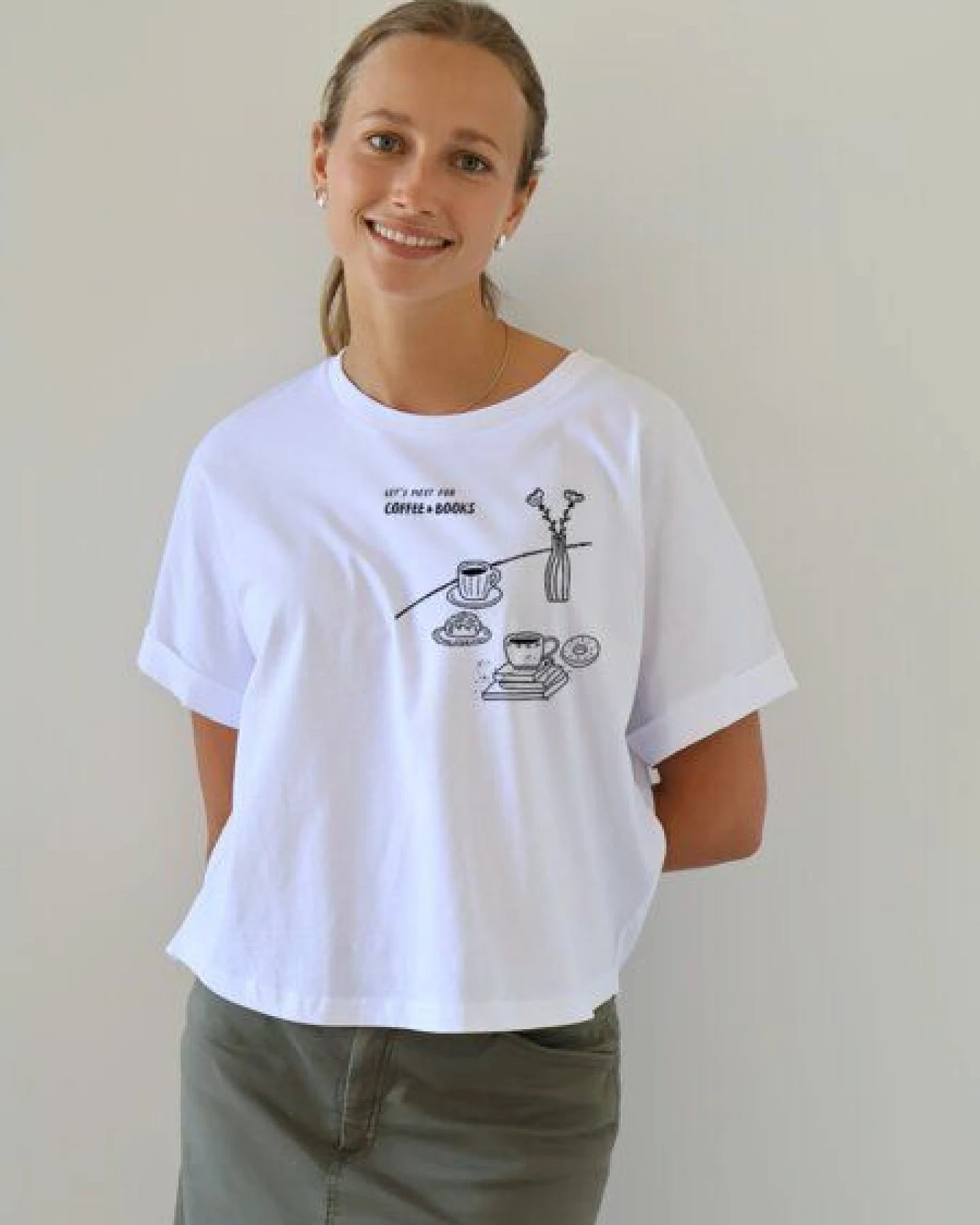 Kultgut Artdesign Biofair - Oversize Shirt /Coffee & Books – Ansicht 2