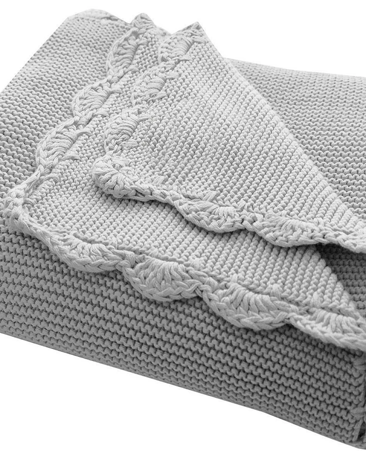Babydecke Bio-Baumwolle mit Muschelkante, grey Maße 80 x 100 cm