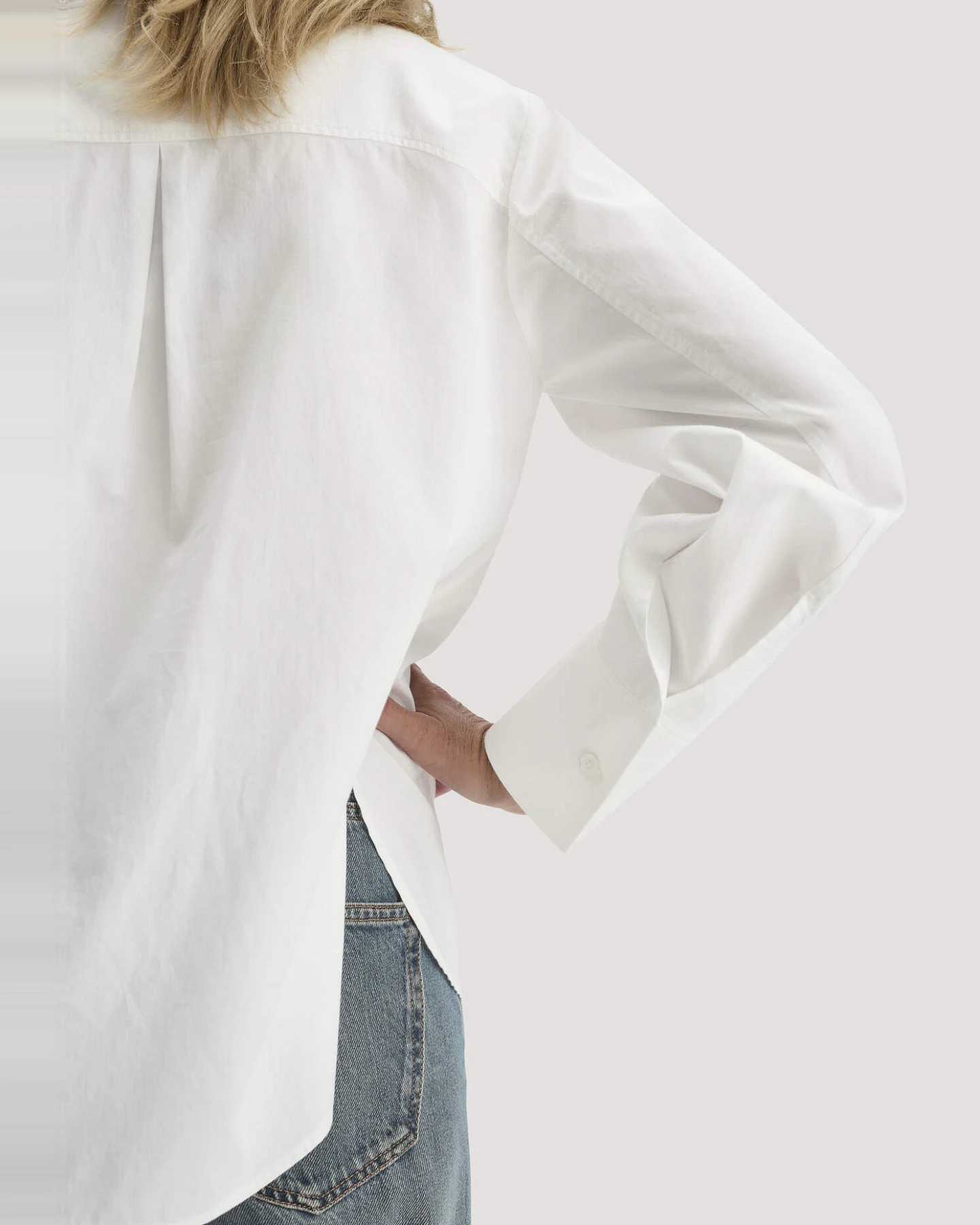 hessnatur Damen Bluse Relaxed aus Bio-Baumwolle - weiß - Größe 44 – Ansicht 4