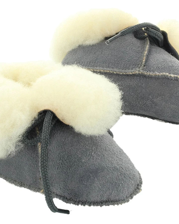 Babyschuhe Lammfell, Veloursleder, "Bambino" pflanzlich gegerbt grau Gr.17
