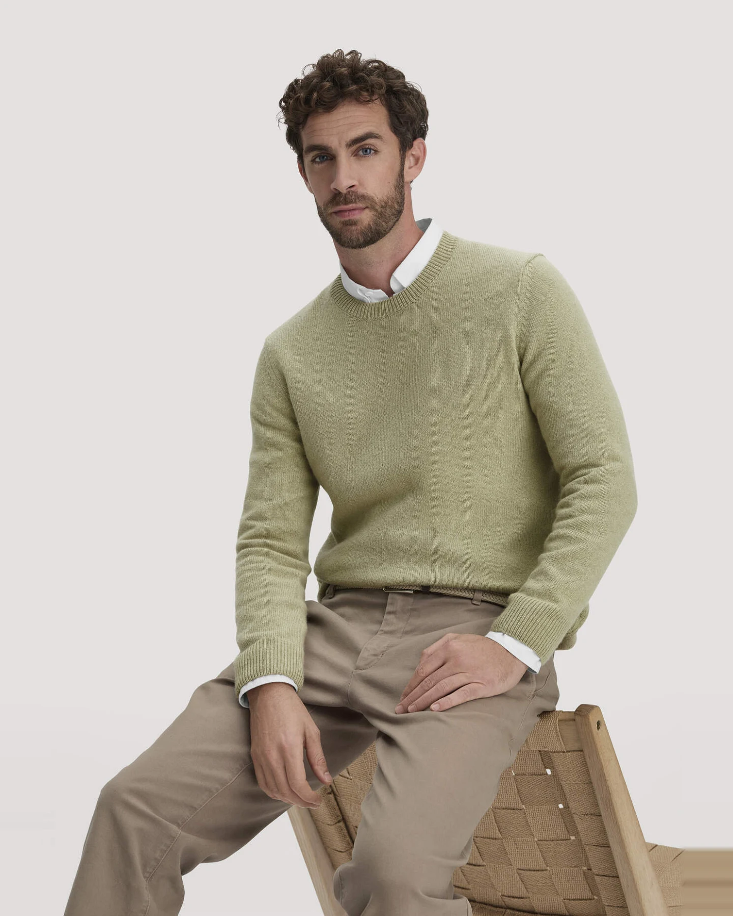 hessnatur Herren Strick Pullover Regular aus Bio-Merinowolle mit Bio-Baumwolle - grün - Größe XL – Ansicht 4
