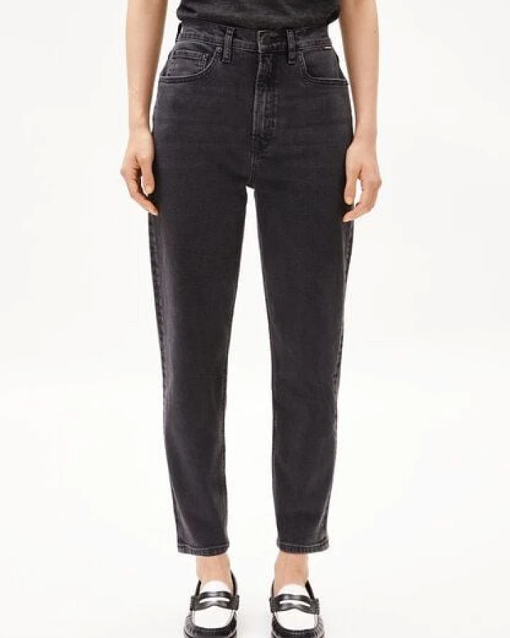 ARMEDANGELS MAIRAA Damen Mom Jeans recycelter Baumwoll Mix Comfort Stretch