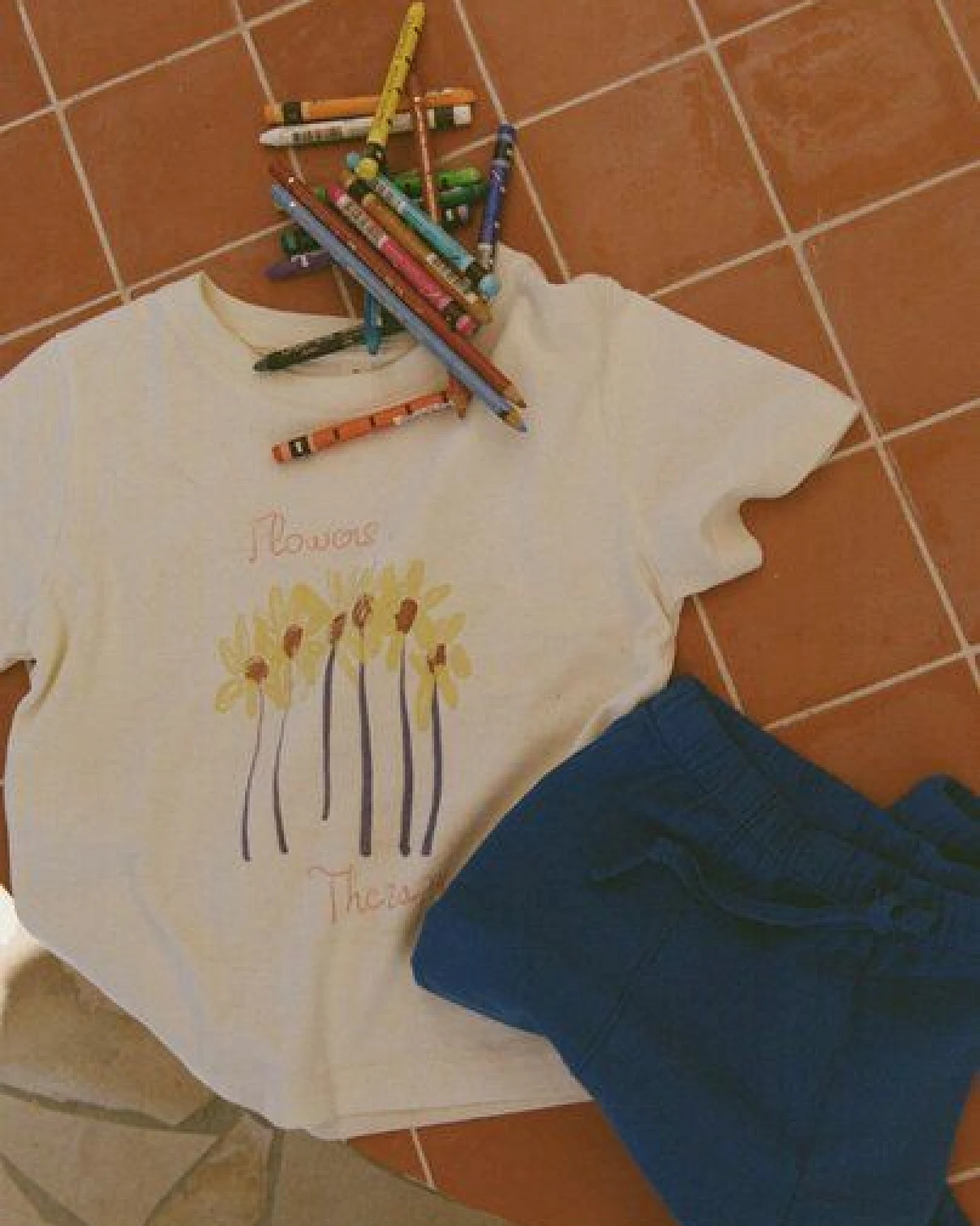 Nénés Mini-Me-T-Shirt für Kinder – Sonnenblumen-Print – Ansicht 2