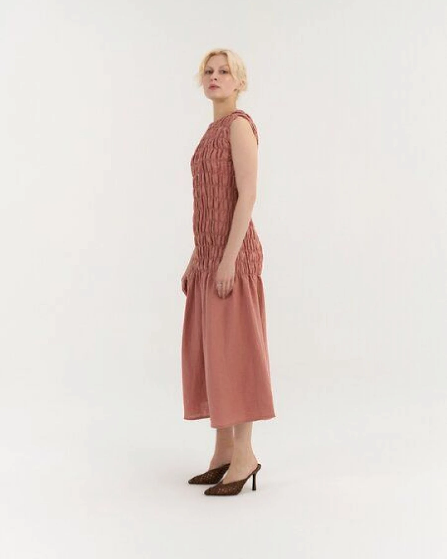 AmourLinen Leinenkleid mit Smokeinsatz VALENCIA – Ansicht 3