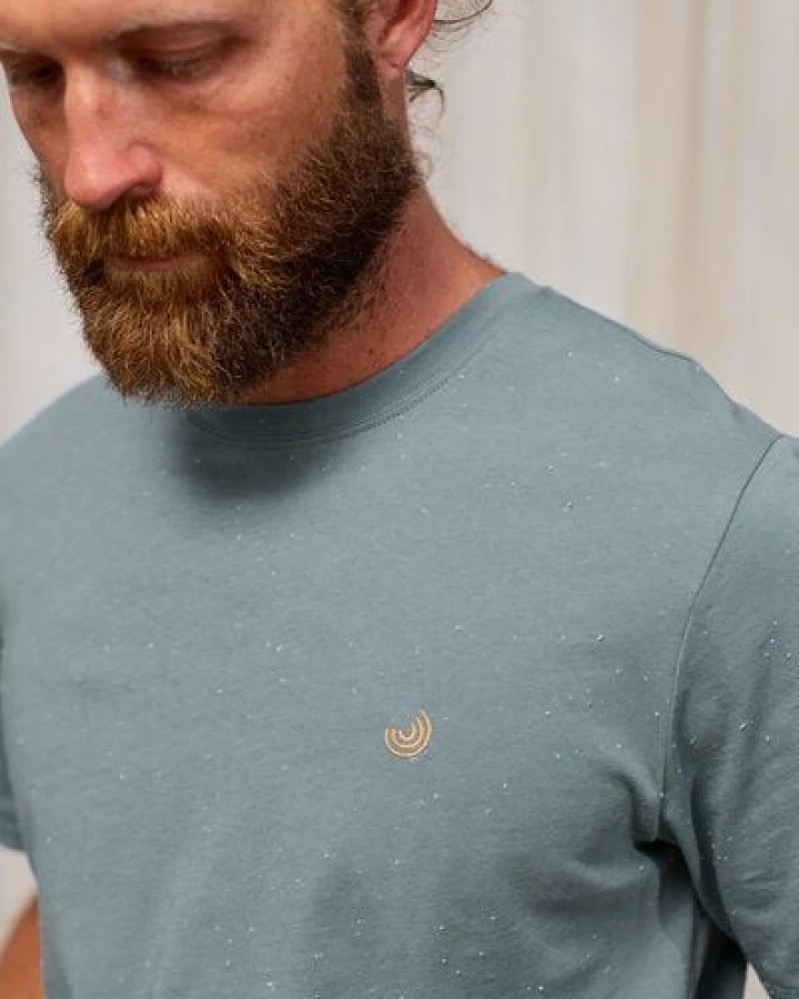 TWOTHIRDS T-Shirt "Qalito" old blue aus Bio Baumwolle