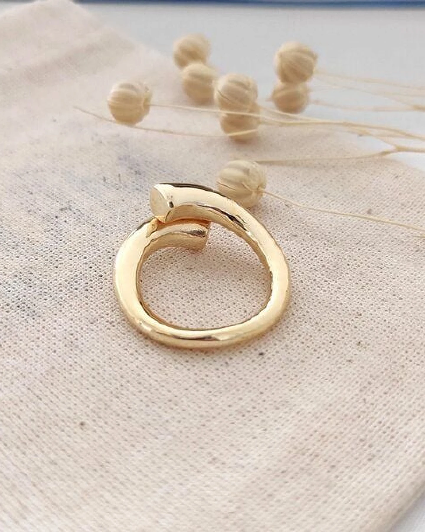 noca Minimalistischer Ring im Open-Design – Verstellbar & Handgefertigt Schlichte Eleganz mit individueller Passform – Ansicht 3