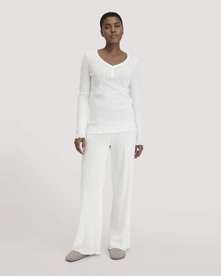 hessnatur Damen Pointelle Schlafhose Relaxed PURE COTTON aus Bio-Baumwolle - weiß - Größe 36