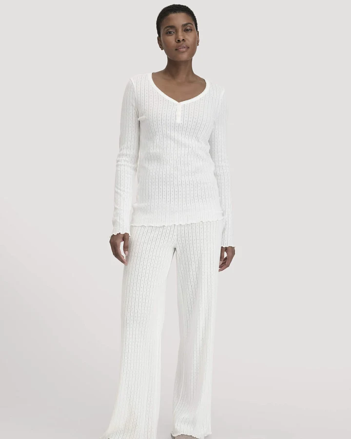 hessnatur Damen Pointelle Schlafhose Relaxed PURE COTTON aus Bio-Baumwolle - weiß - Größe 36