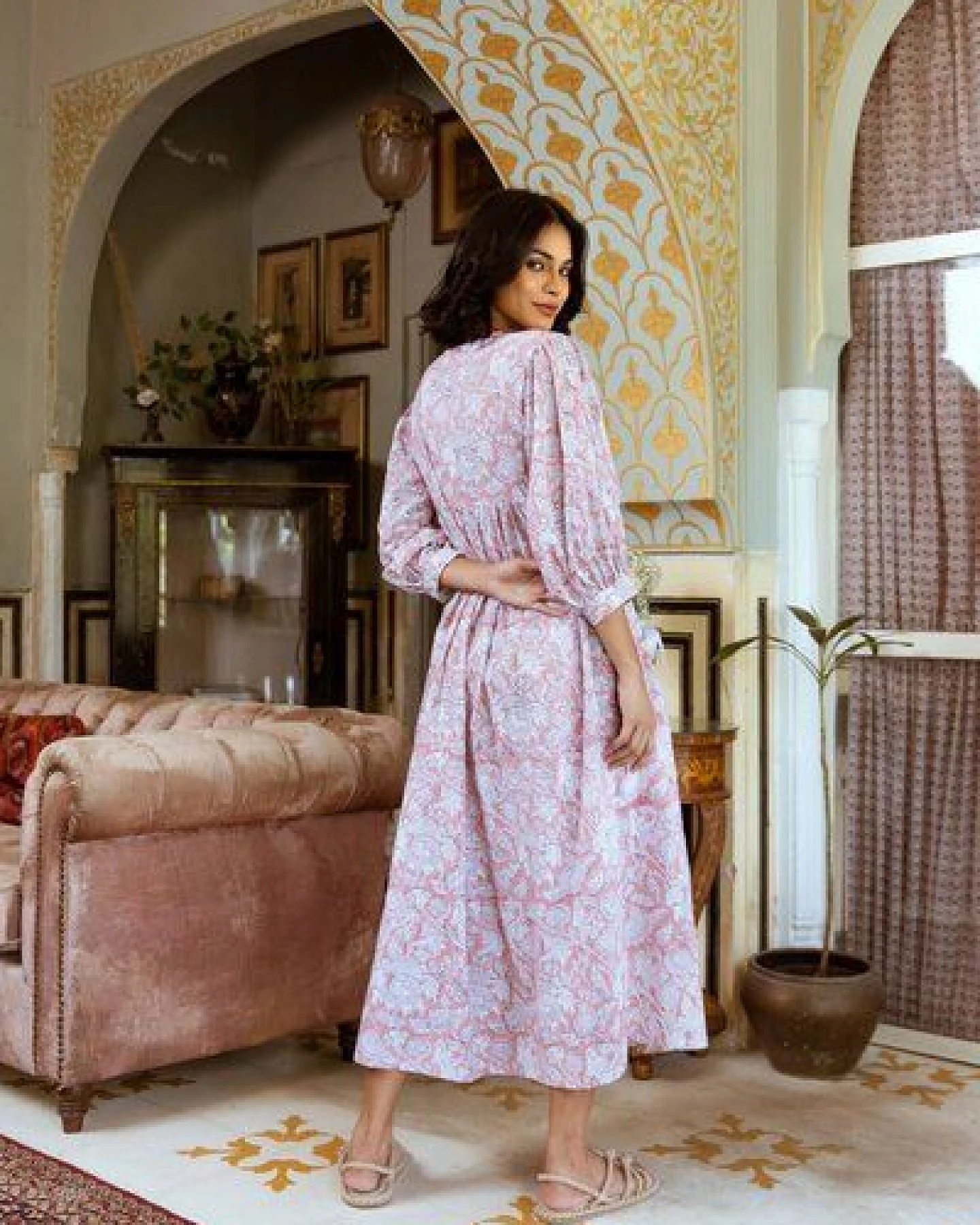 Haus of Namaste Maxikleid rosa „Pink Petal Paradise" Balloon-Schnitt mit Taschen , Bio-Baumwolle – Ansicht 3