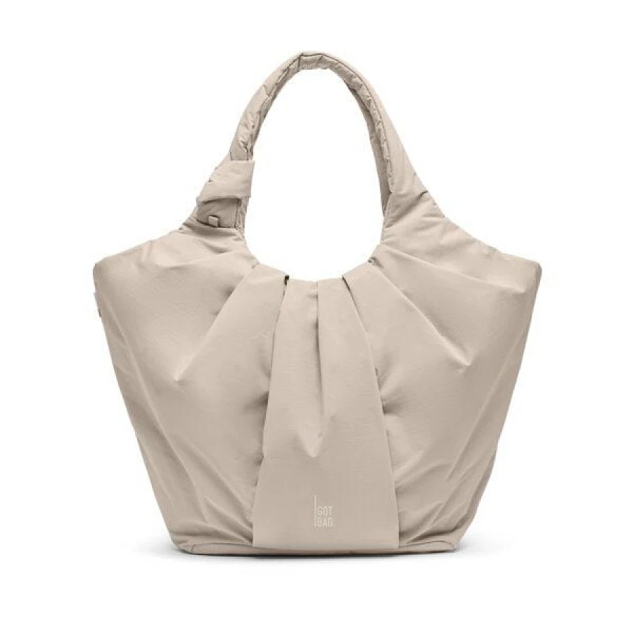 Scallop Monochrome