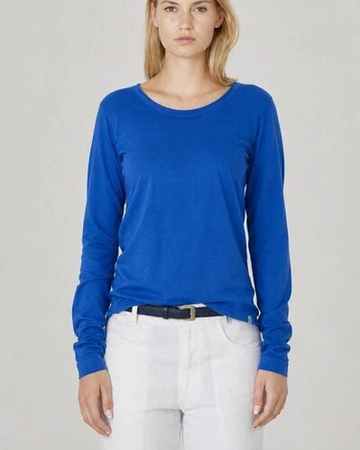 Blau