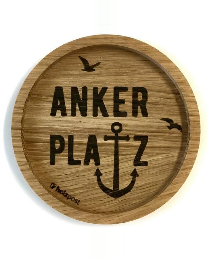 Holzpost Eichenholz-Untersetzer mit Gravur – Nachhaltiger Glasuntersetzer aus Deutschland (Motive zur Auswahl)