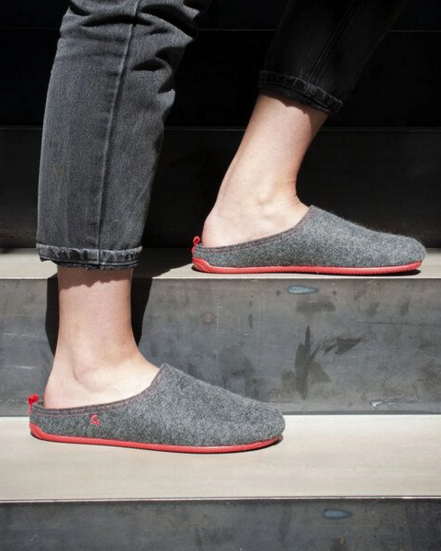 Gottstein Filz-Hausschuh Wool Slide-in für Damen & Herren - Pantoffel aus 100% recycelter Schurwolle mit Gummisohle & Komfort-Einlagesohle – Ansicht 2