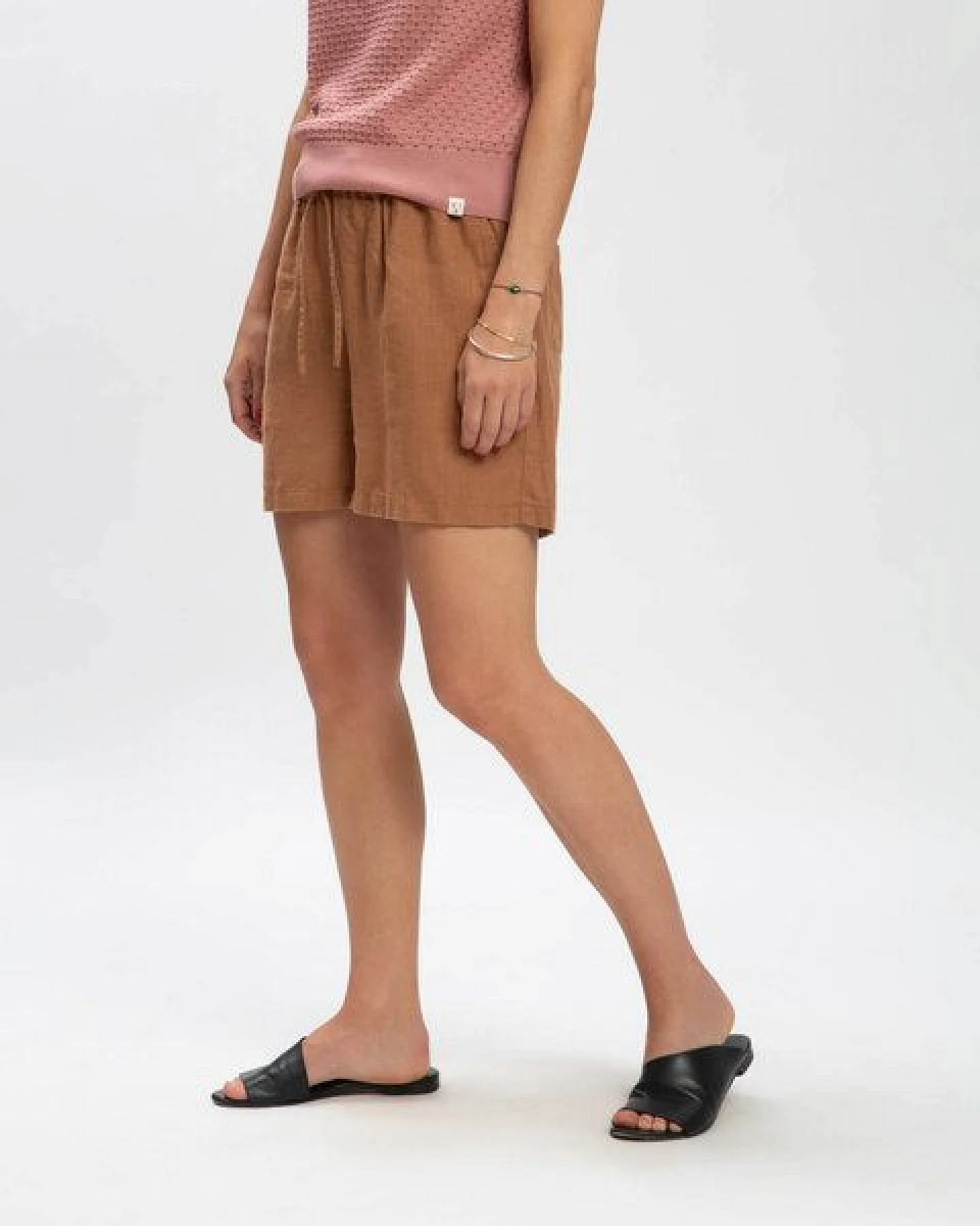 Matona Leichte Leinenshorts für Frauen / Simple Shorts – Ansicht 4