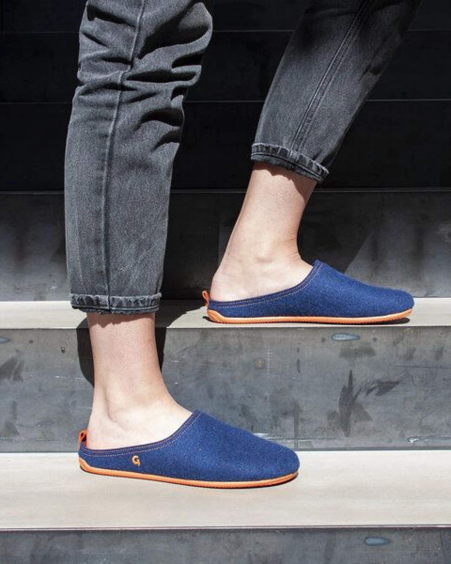 Gottstein Filz-Hausschuh Wool Slide-in für Damen & Herren - Pantoffel aus 100% recycelter Schurwolle mit Gummisohle & Komfort-Einlagesohle – Ansicht 2