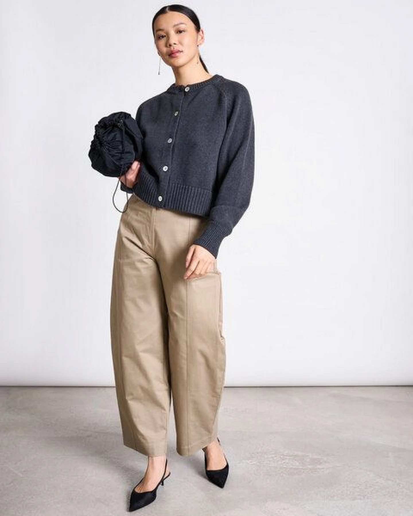 JAN N JUNE RELAXED CREWNECK CARDIGAN SIVIA GOTS – Ansicht 3
