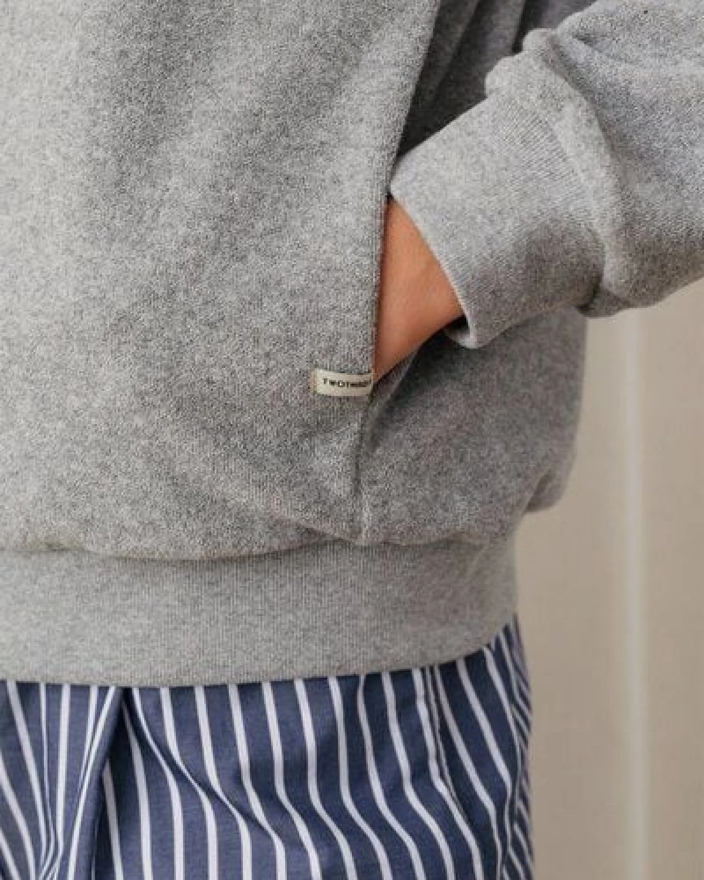 TWOTHIRDS Sweatshirt Vegan "Edgell" aus Bio-Baumwolle – Ansicht 4