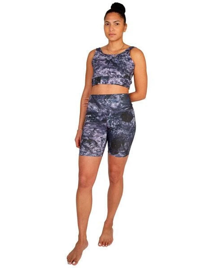 ÆVRIL Damen Kurze Yoga Leggings // Tobiume Print // Bio-Baumwolle