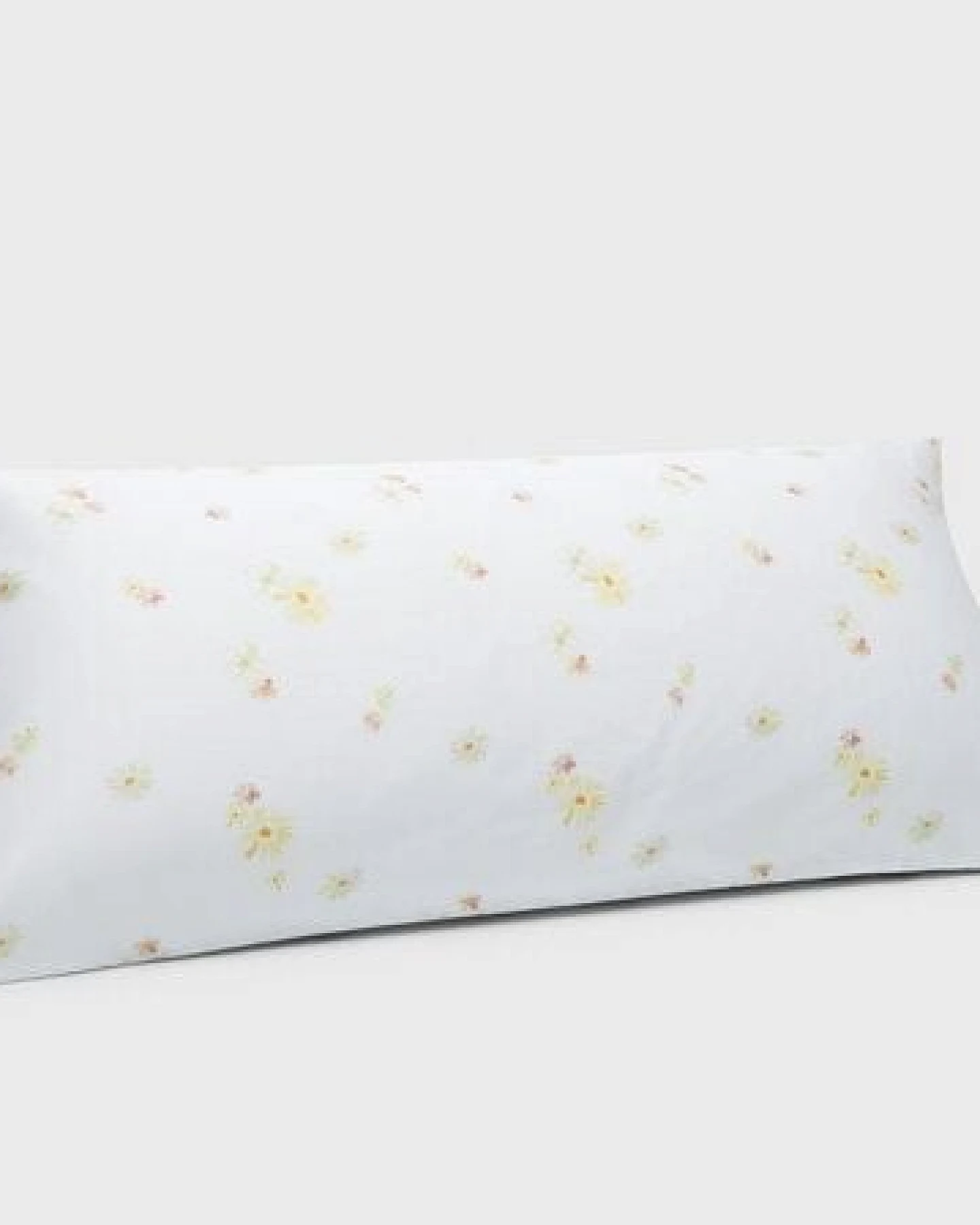 Kissenbezug Yumeko Flower aus Baumwollsatin – Ansicht 2