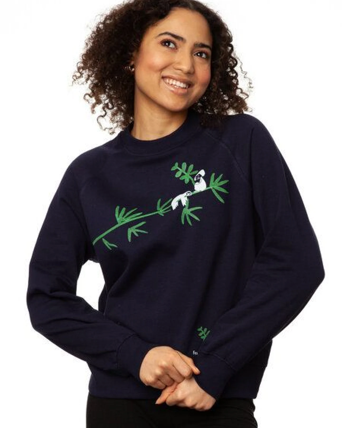 FellHerz Faultier Damen Raglan Sweater navy bio & fair & handbedruckt – Ansicht 4