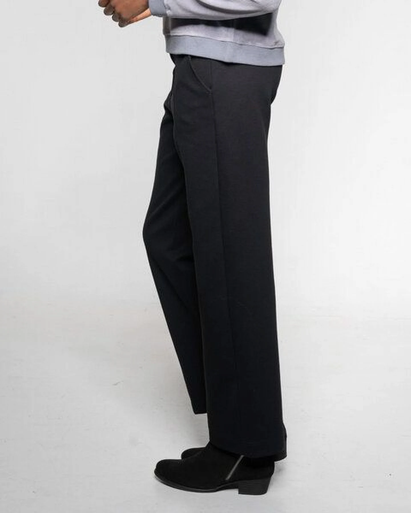 Alma & Lovis Edle Hose in Gabardine-Struktur aus feiner Bio-Baumwolle – Ansicht 3