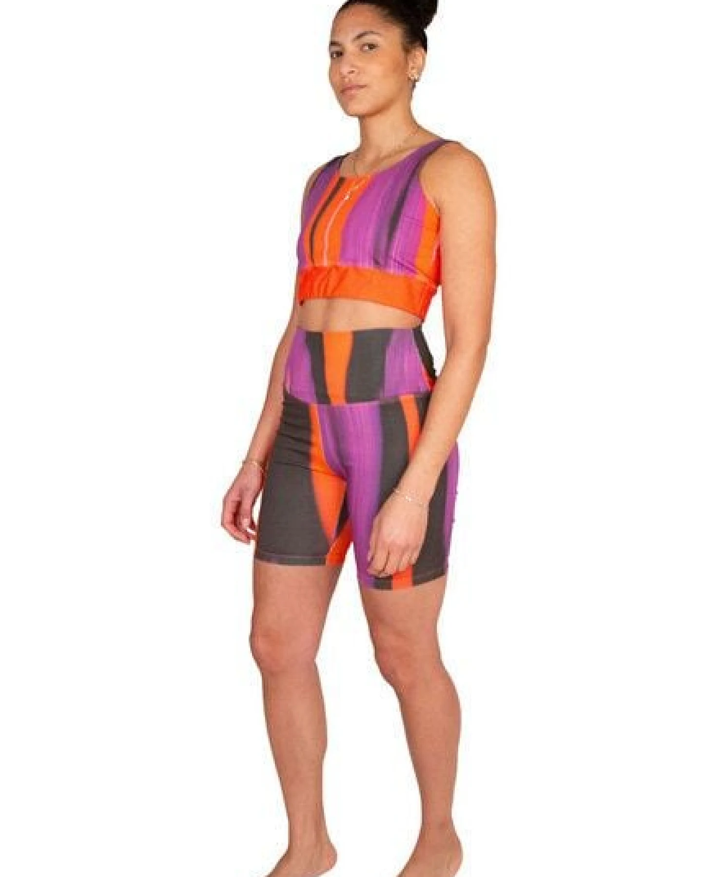 ÆVRIL Damen Kurze Yoga Leggings // Floripa Print // Bio-Baumwolle – Ansicht 3