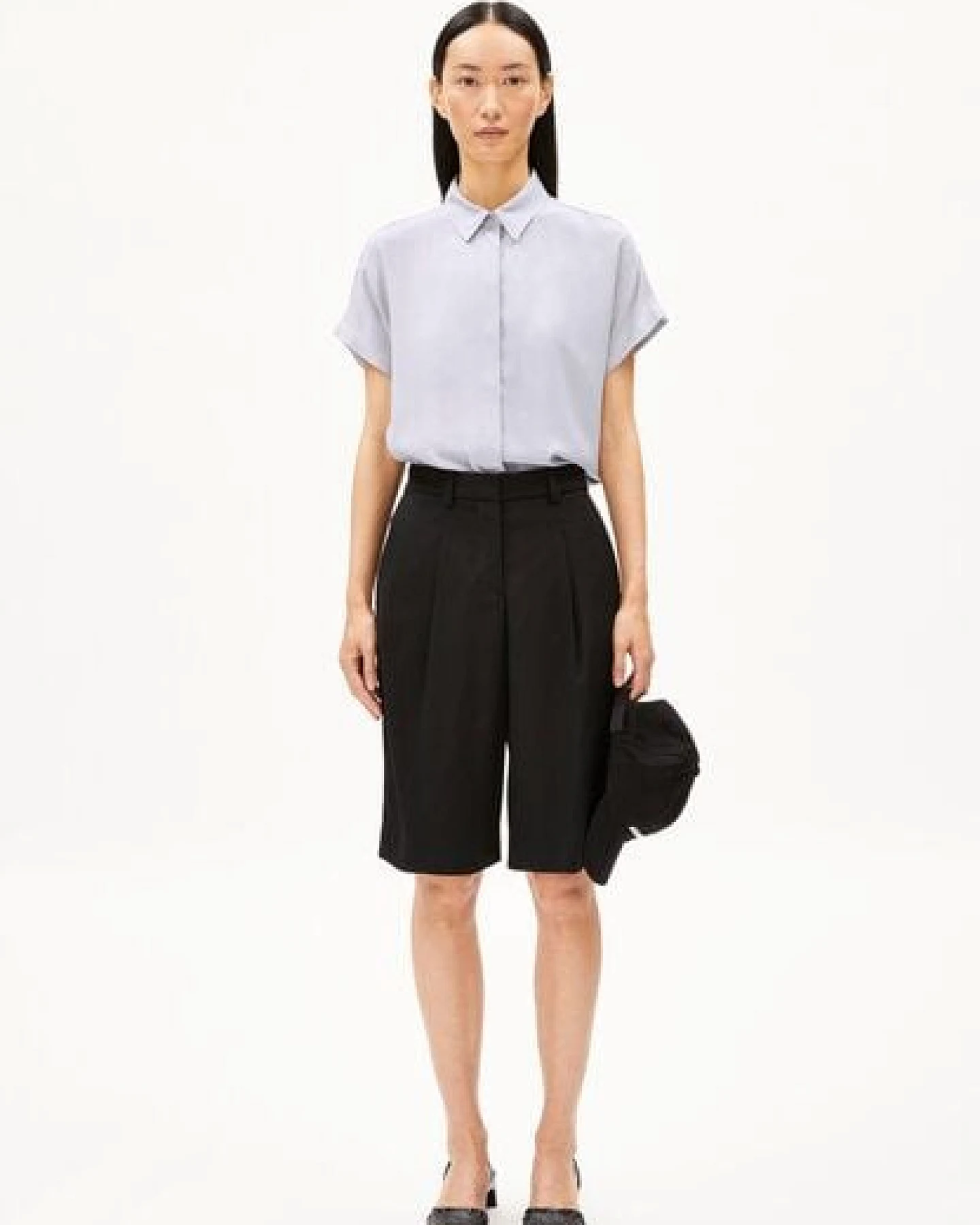 ARMEDANGELS NAMAAL Damen Shorts aus LENZING ECOVERO Viskose Mix – Ansicht 4