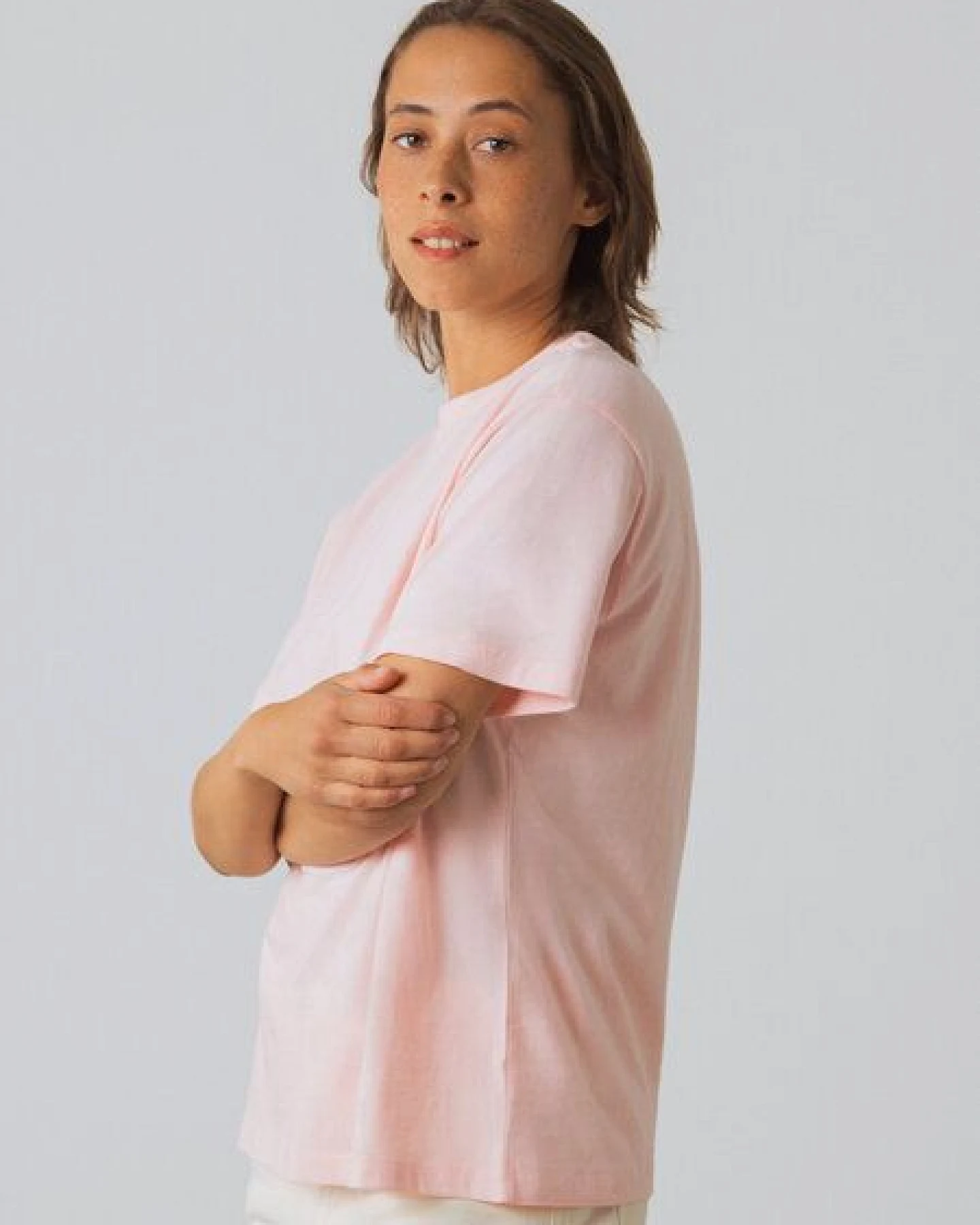 Honest Basics Damen Oversized T-Shirt aus Bio- und recycelter Baumwolle – Ansicht 4