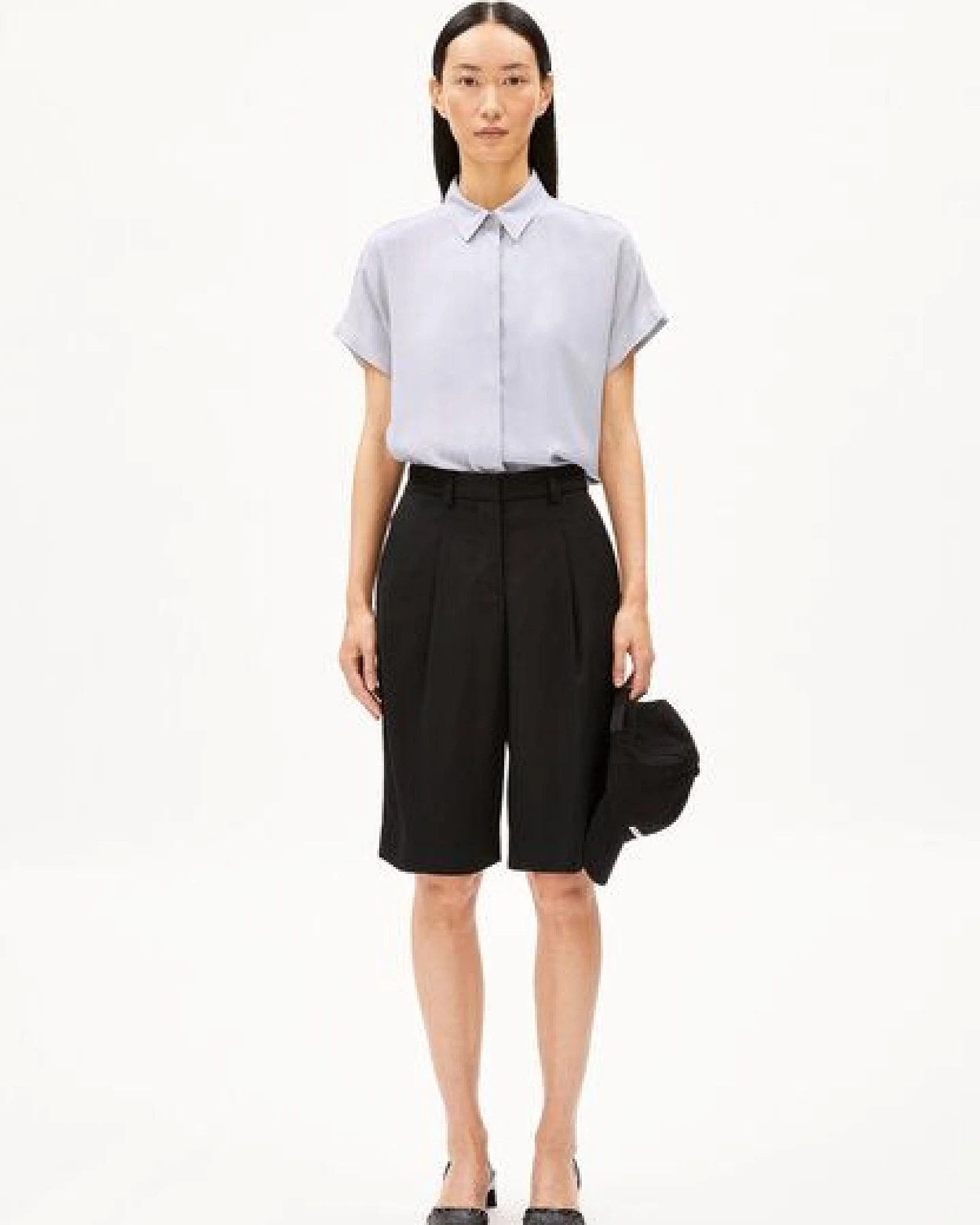 ARMEDANGELS NAMAAL Damen Shorts aus LENZING ECOVERO Viskose Mix – Ansicht 4