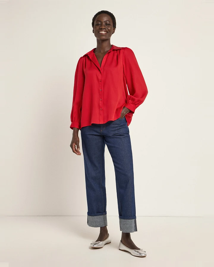 Bluse mit Kräuseln