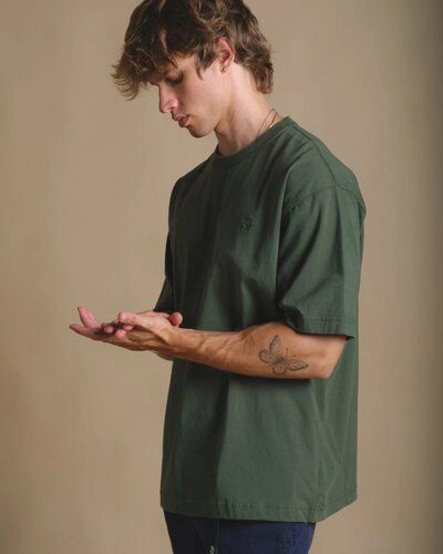 Trendsplant Essential Garment Heavyweight Oversized T-Shirt Kombu Green – Ansicht 2