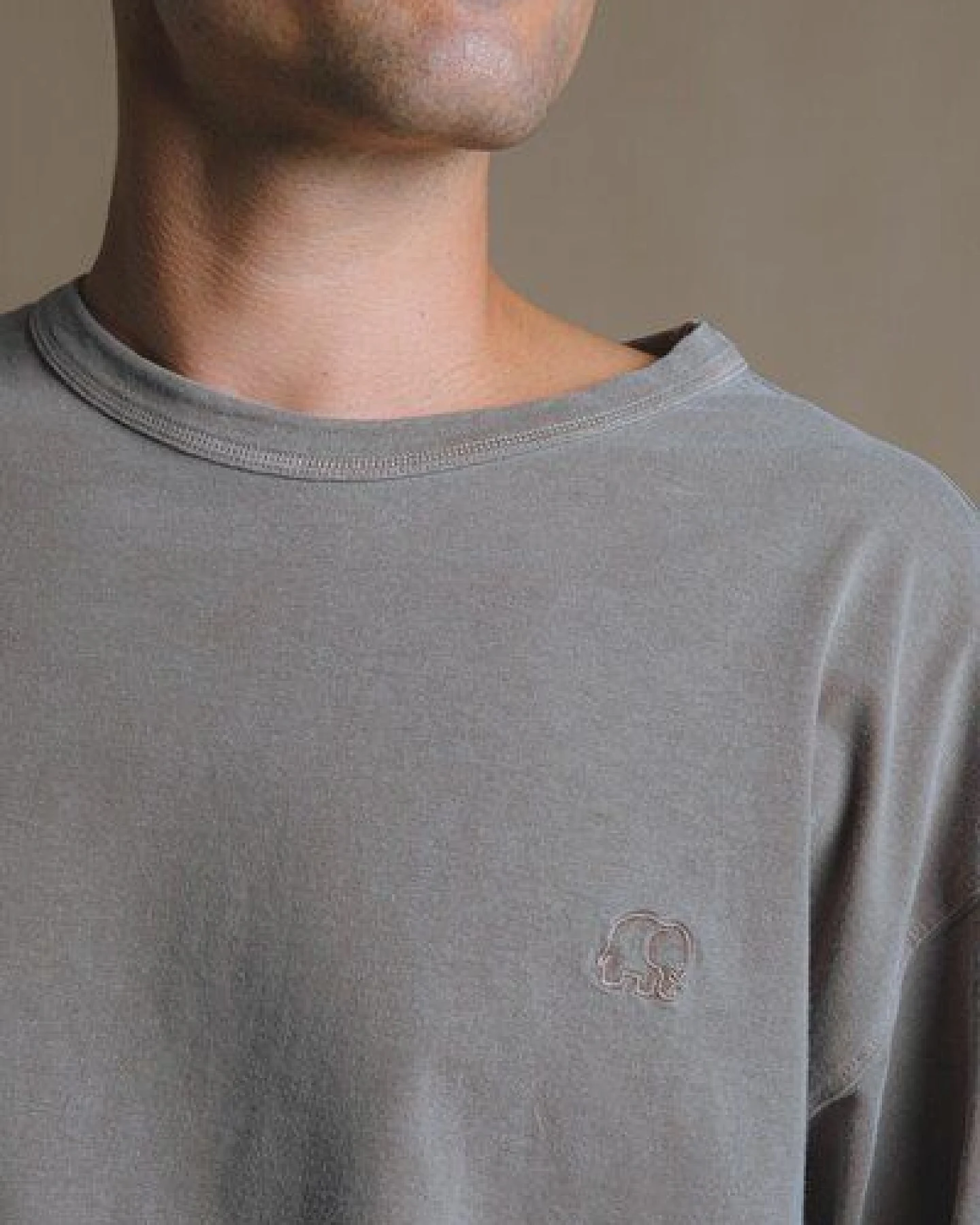 Trendsplant Essential Pigment Heavyweight Oversized T-Shirt Stone Gray – Ansicht 3