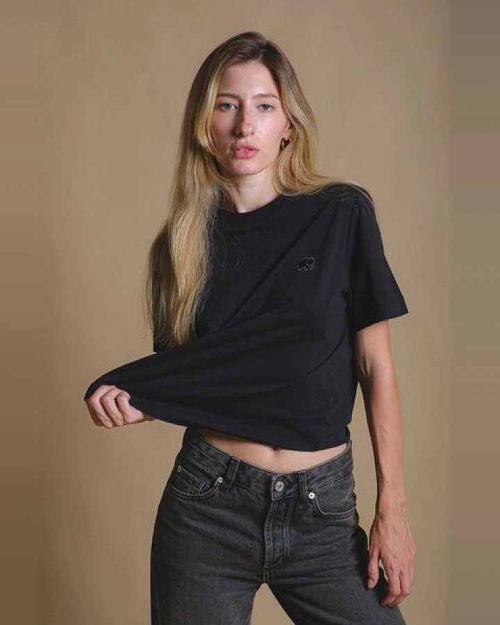 Trendsplant Women's Organic Essential T-Shirt Black