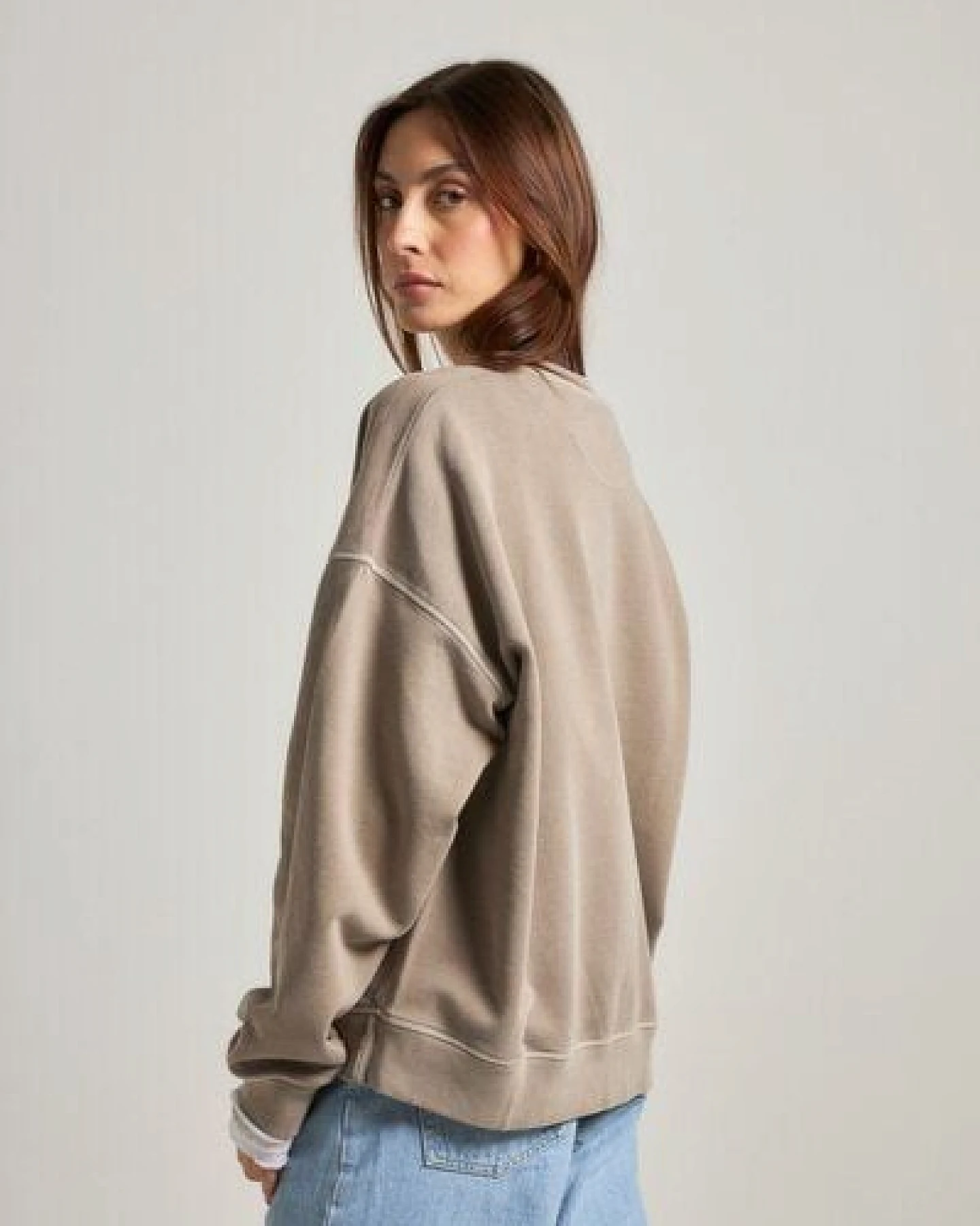Trendsplant Women's Essential Pigment Heavyweight Oversized Sweatshirt Brindle – Ansicht 3