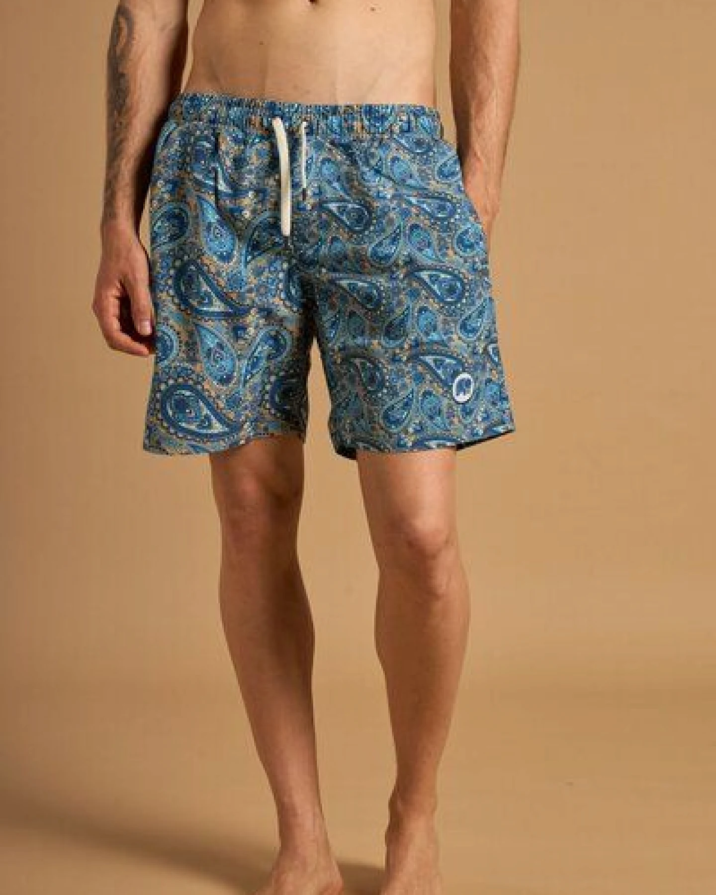 Trendsplant Mediterranean Paisley SEAQUAL®YARN Swim Trunks – Ansicht 2