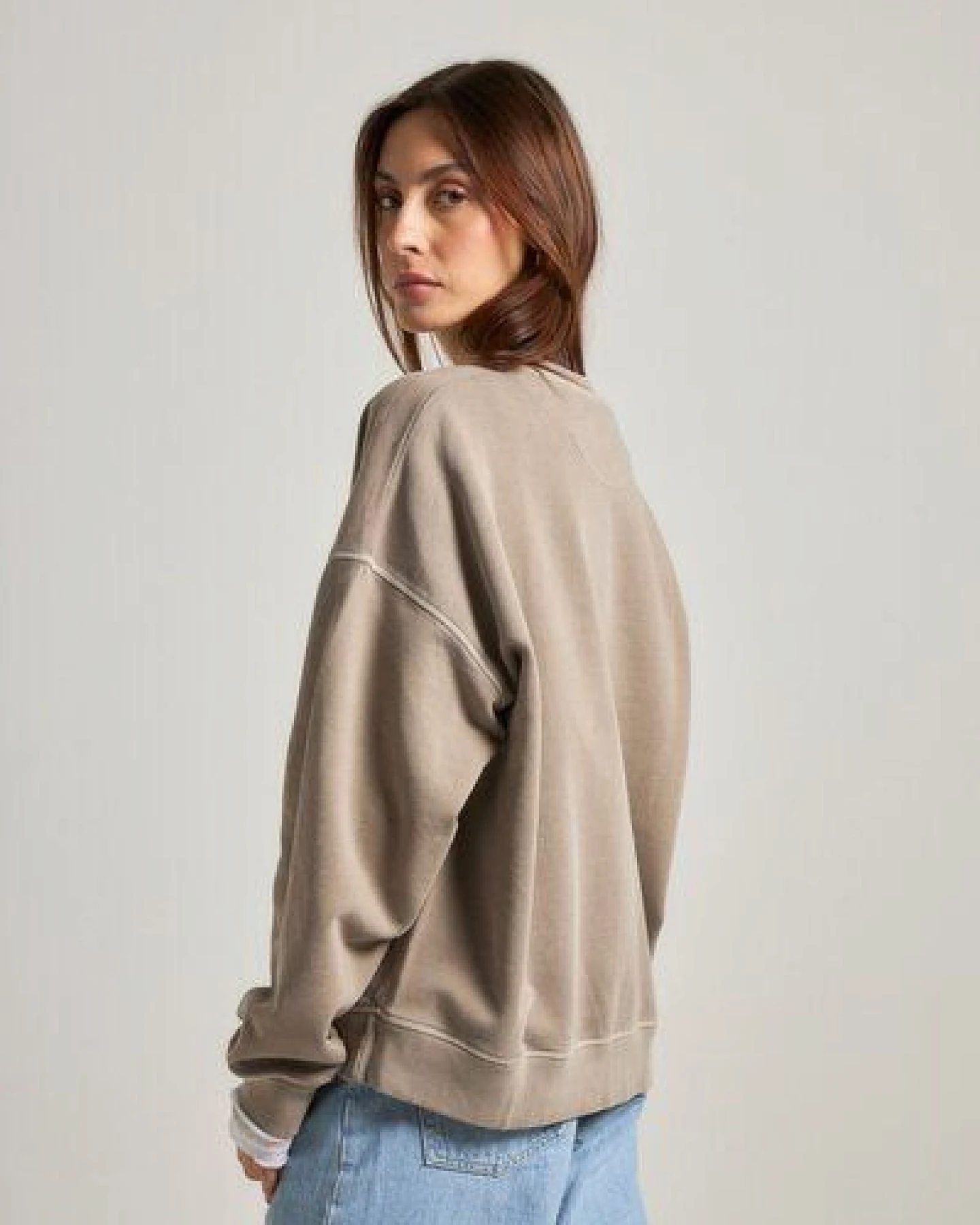 Trendsplant Women's Essential Pigment Heavyweight Oversized Sweatshirt Brindle – Ansicht 3